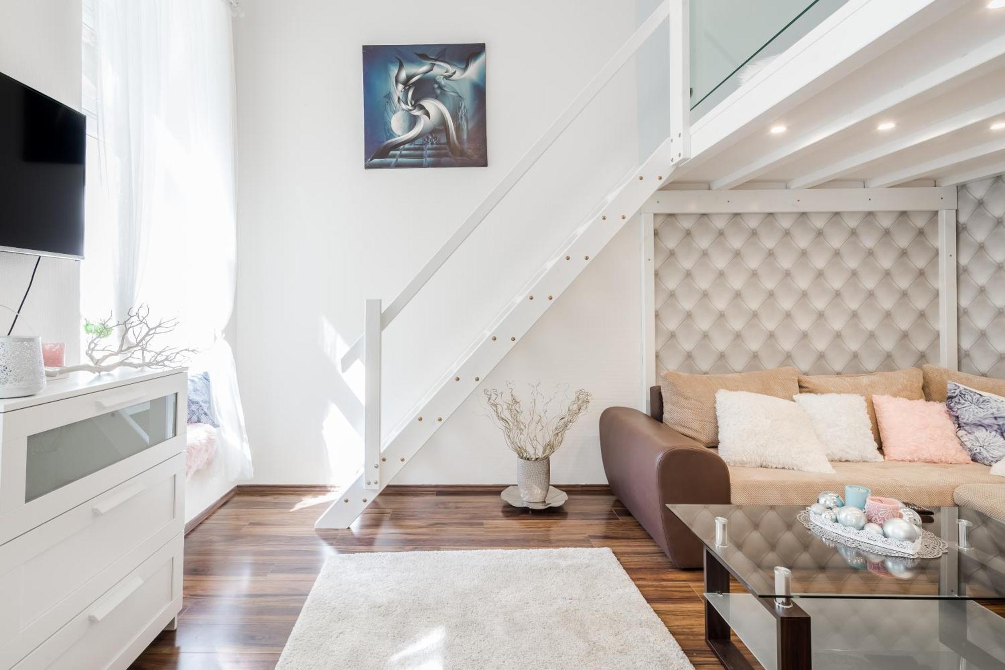 Bpr Stylish Mosaic With Terrace * Budapest